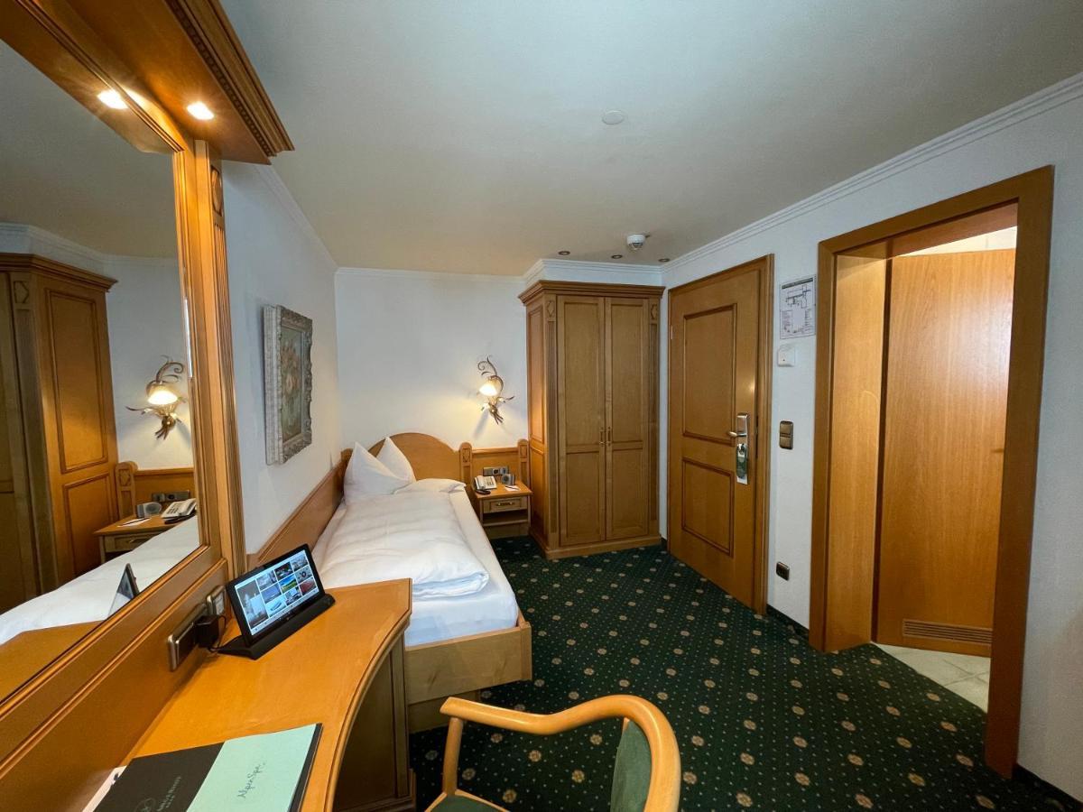 Wohlfuehlhotel Berwanger Hof Obermaiselstein Dış mekan fotoğraf