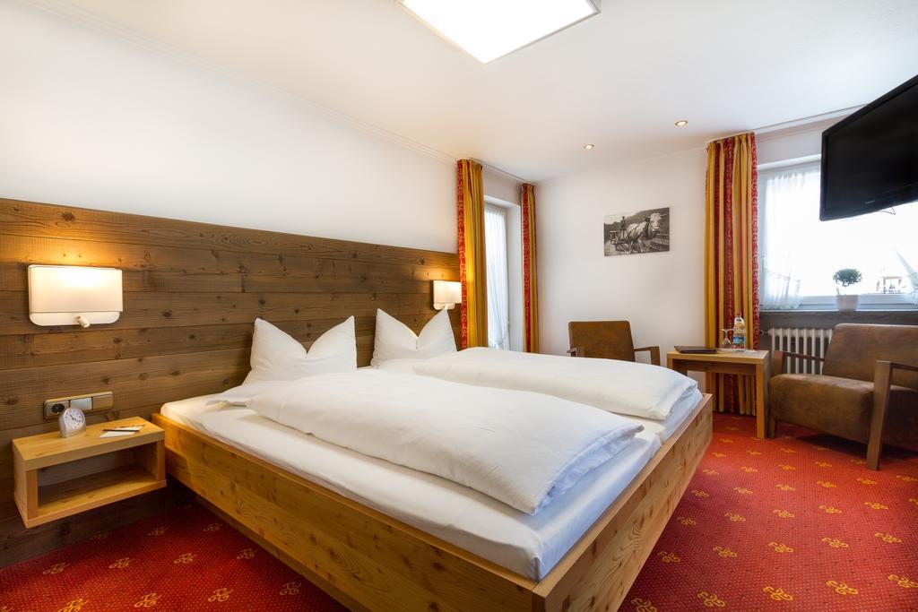 Wohlfuehlhotel Berwanger Hof Obermaiselstein Dış mekan fotoğraf
